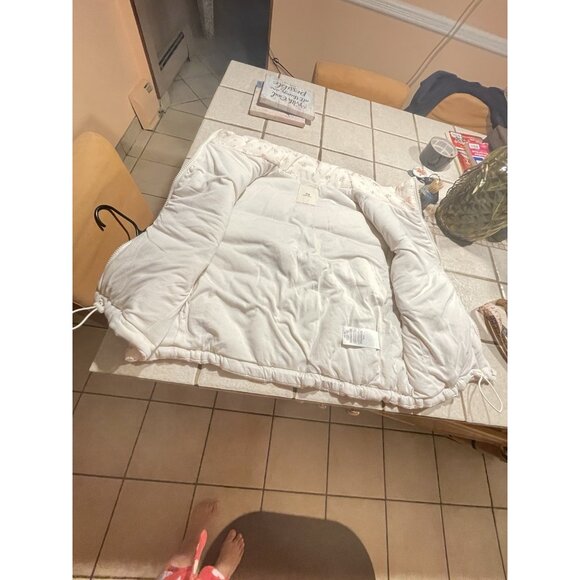 THREAD + SUPPLY Women’s Quilted Puffer Vest Warm Cute Soft Outdoors Welt Pockets - Picture 11 of 16